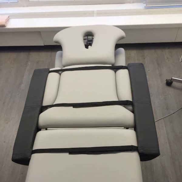 Repos bras accoudoirs côté